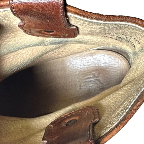 Frye Jackie Button Leather Ankle Boots Size 7.5 - Picture 15 of 16